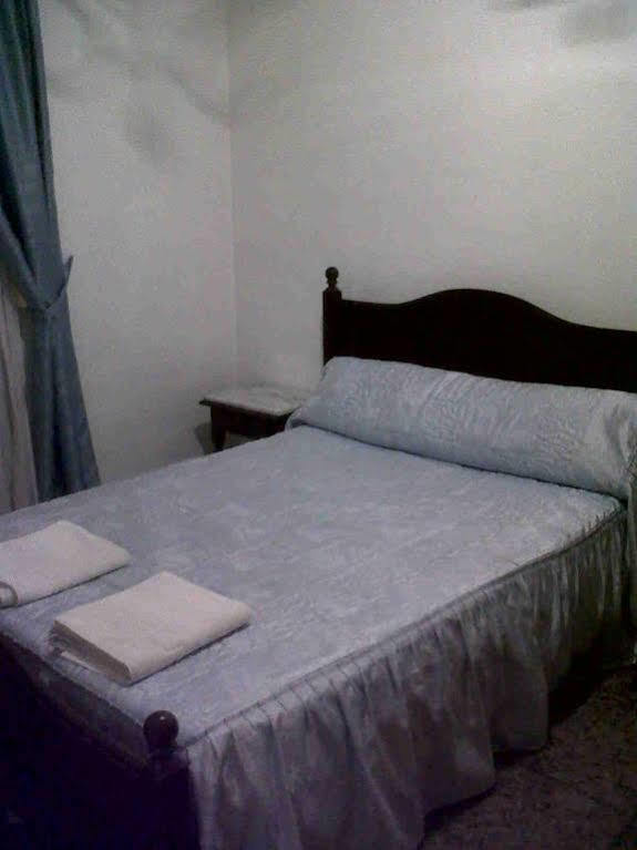 Hostal Medina Ольвера Экстерьер фото